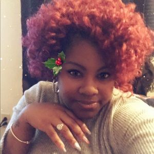 Meet your Posher, Shantivia